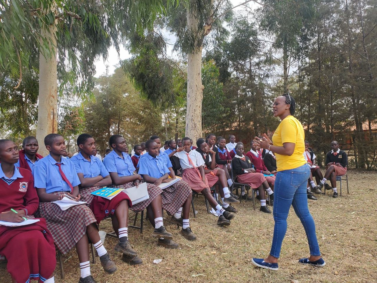 Outdoor SRHR session with schoolgirls
